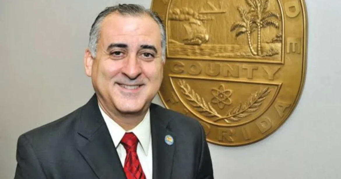 1635947177-esteban-bovo-nuevo-alcalde-ciudad-hialeah