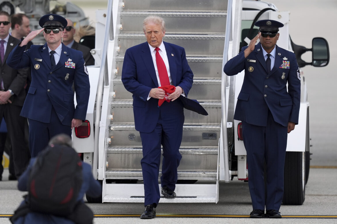 TRUMP-SEGURIDAD NACIONAL